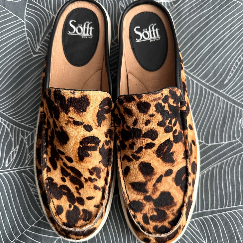 Sofft Somers Moc Leopard Mules